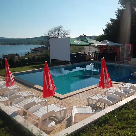 Διαμέρισμα Safo And *